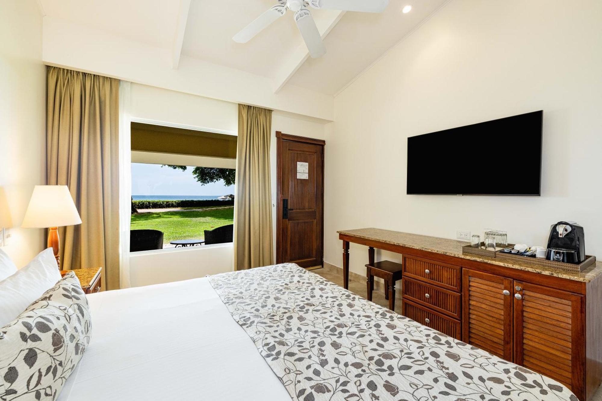 Hotel Tamarindo Diria Beach Resort Ruang foto